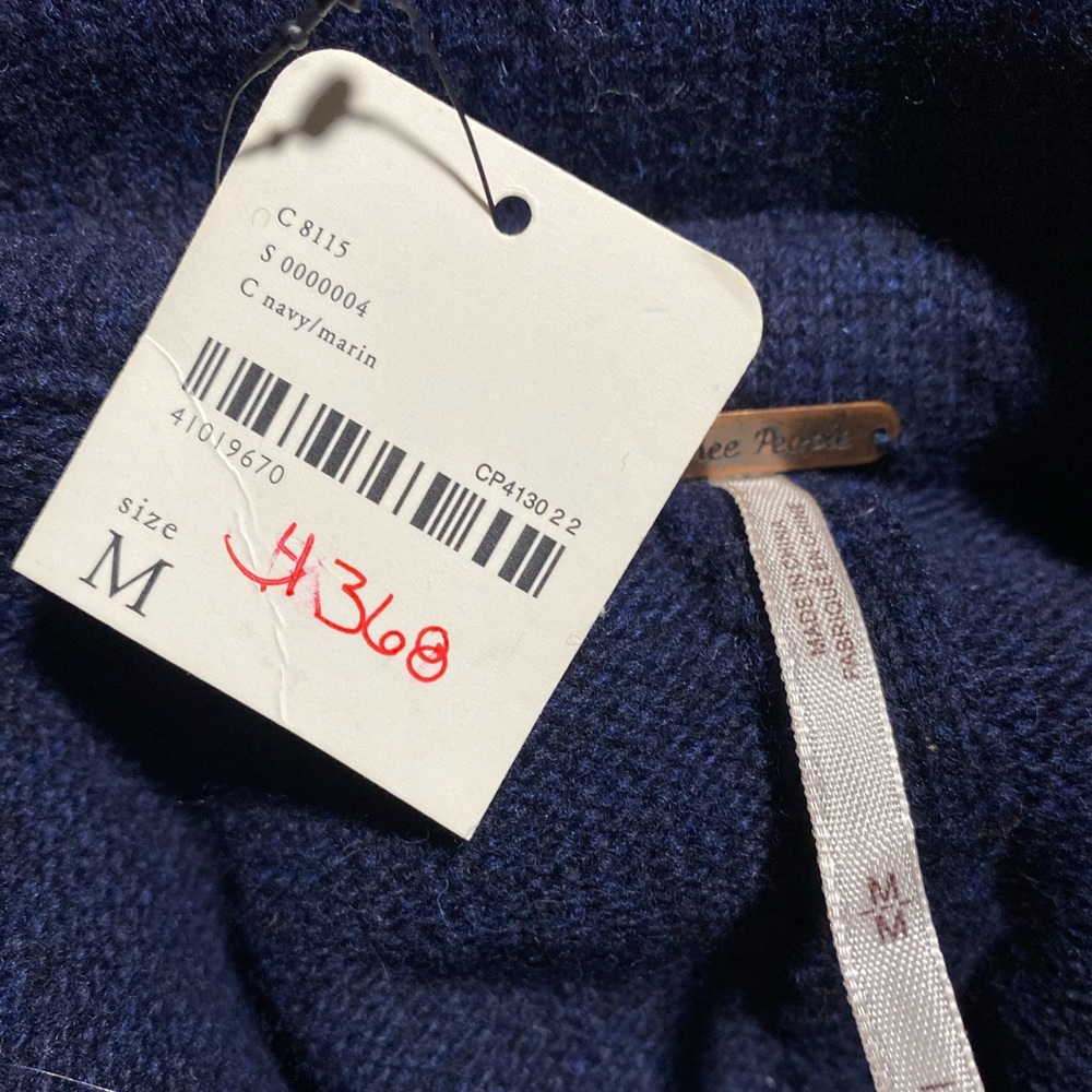 NWT FREE PEOPLE ZODIAC SWEATER JACKET, ONE SIZE FITS MOST - Picture 12 of 12